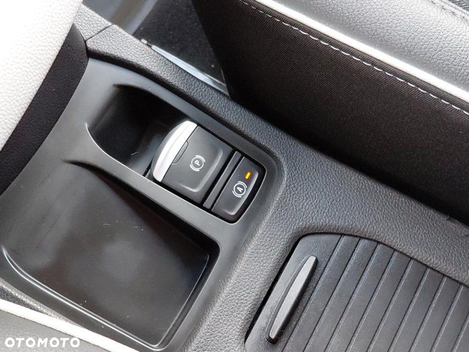 Renault Clio - 27