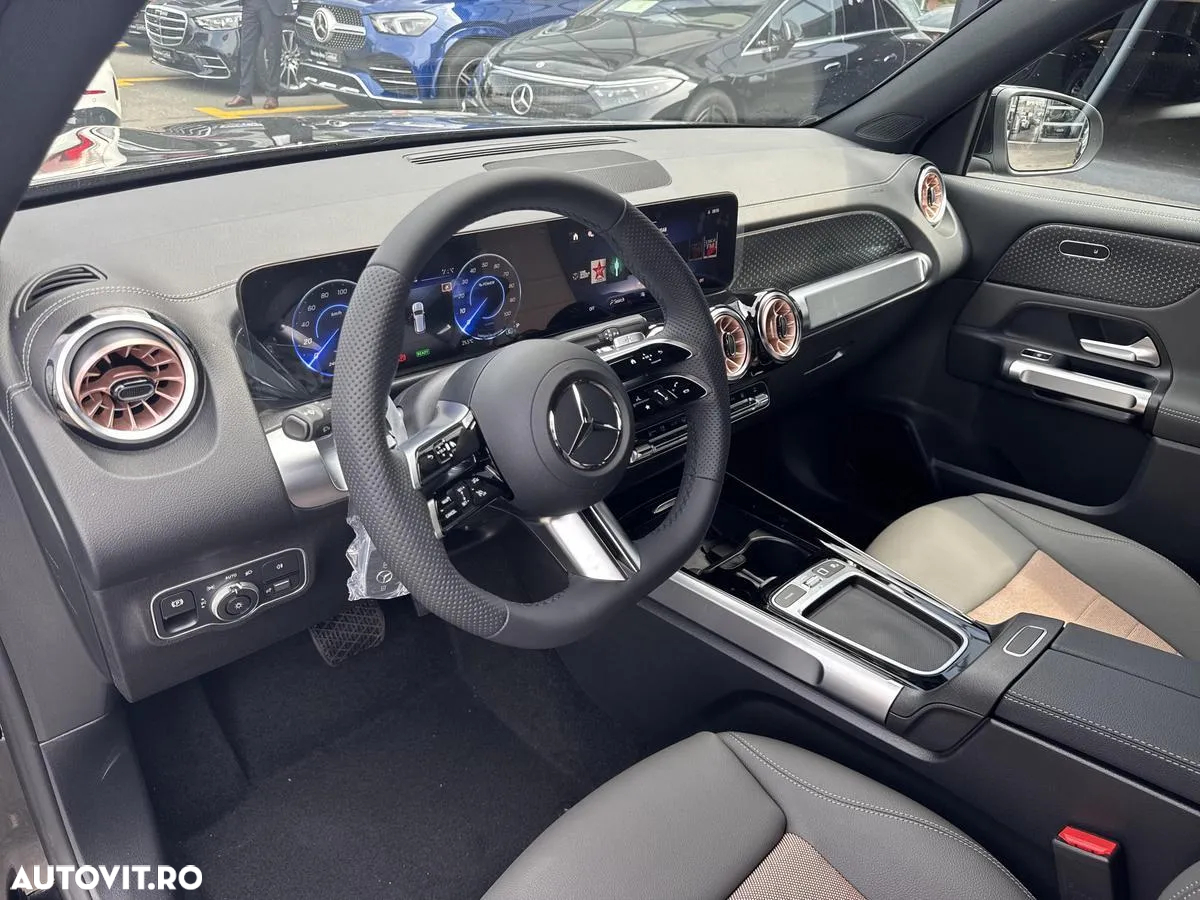 Mercedes-Benz EQB 250+ - 9