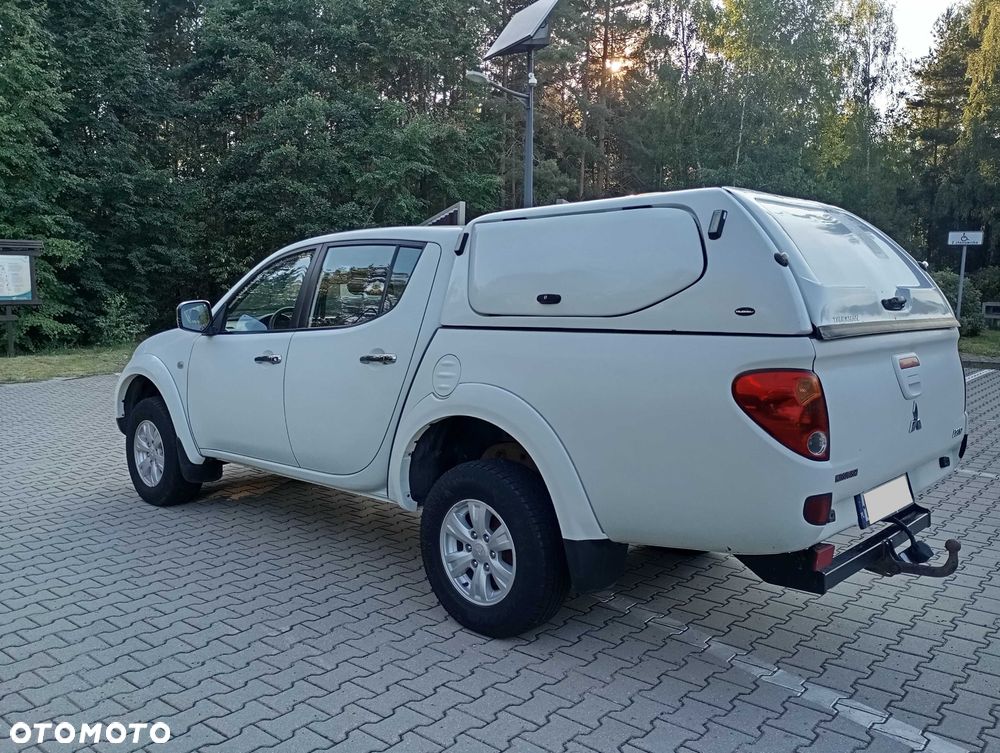Mitsubishi L200 - 4