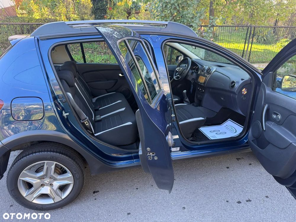 Dacia Sandero Stepway 0.9 TCe Laureate S&S - 19
