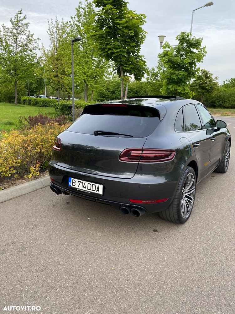 Porsche Macan GTS PDK - 2