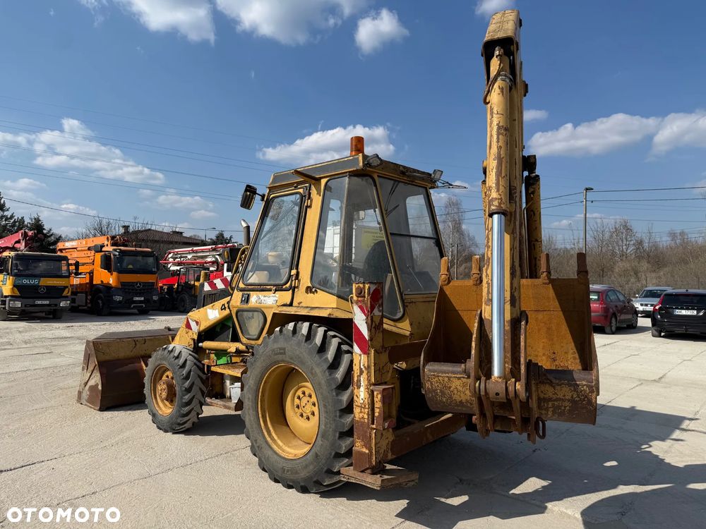 Caterpillar 428 Koparko Ładowarka 3 Łyżki - 3