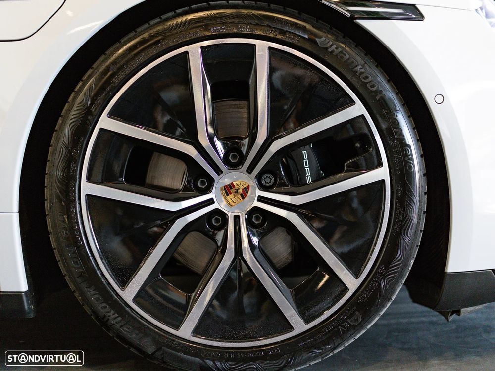 Porsche Taycan Sport Turismo 4S - 16