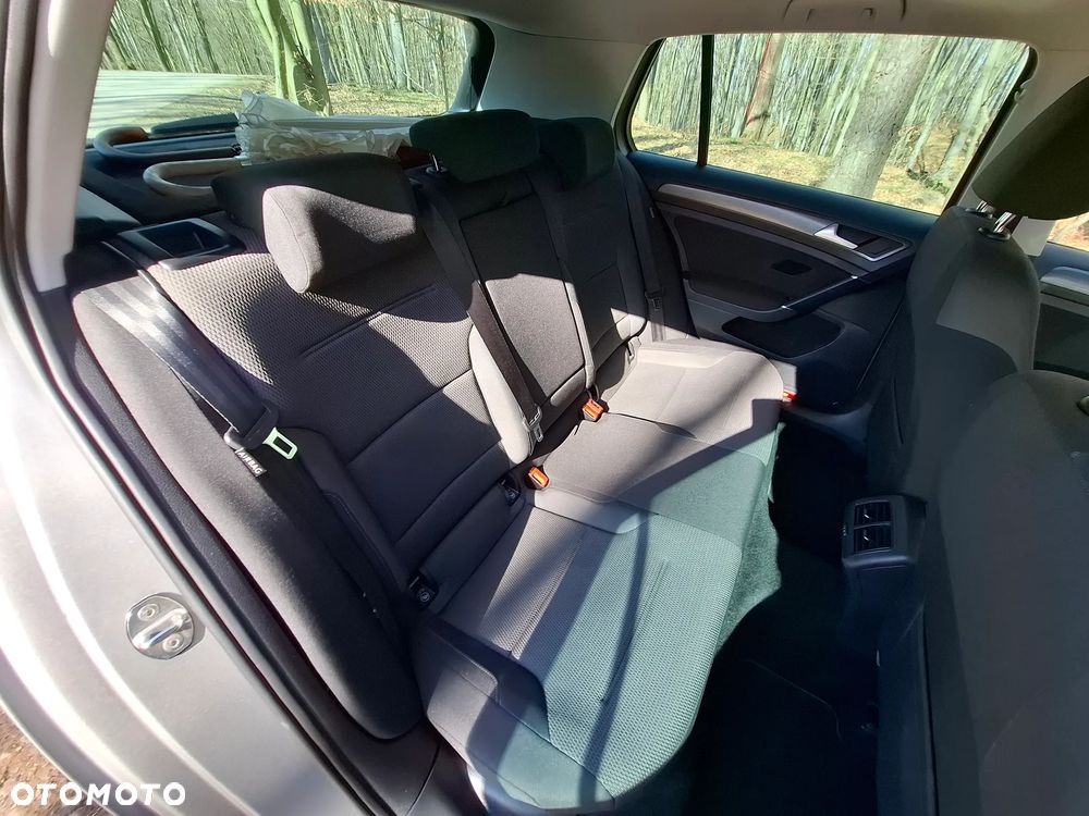 Volkswagen Golf 1.6 TDI SCR DSG Comfortline - 8