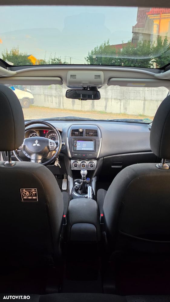 Mitsubishi ASX 1.8 DID 2WD Intense A15 - 12