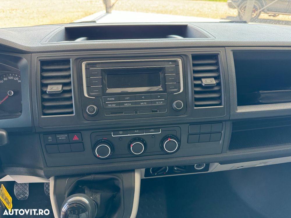Volkswagen Transporter - 5