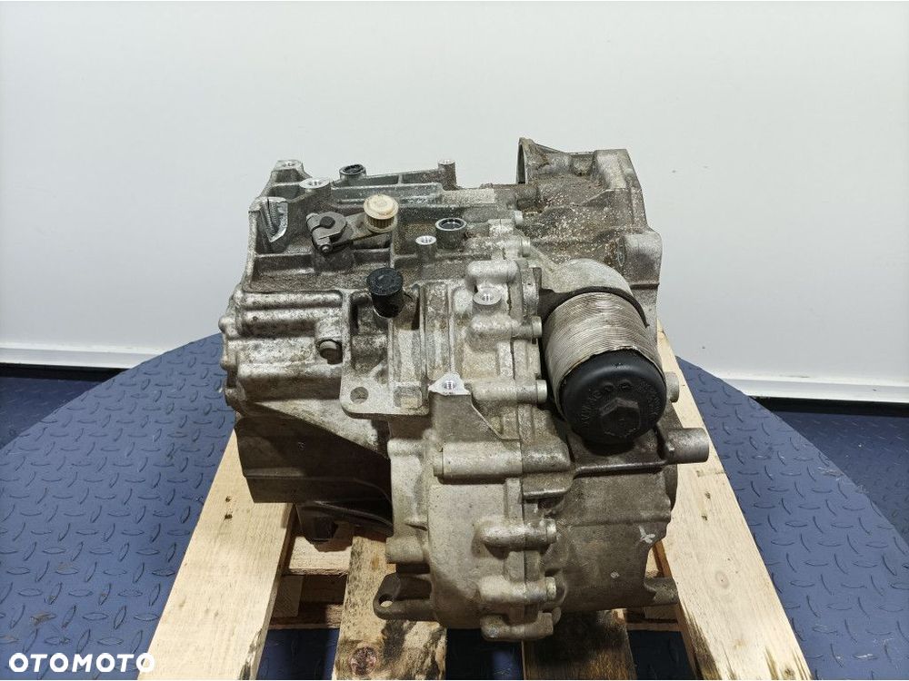 SKODA SUPERB III 2.0 TDI 150 KM SKRZYNIA BIEGÓW AUTOMAT DSG DQ381 UAX - 2