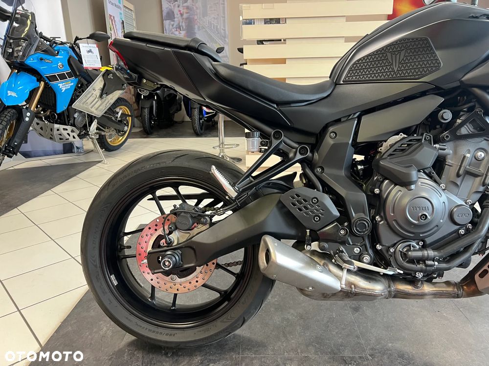Yamaha MT - 4