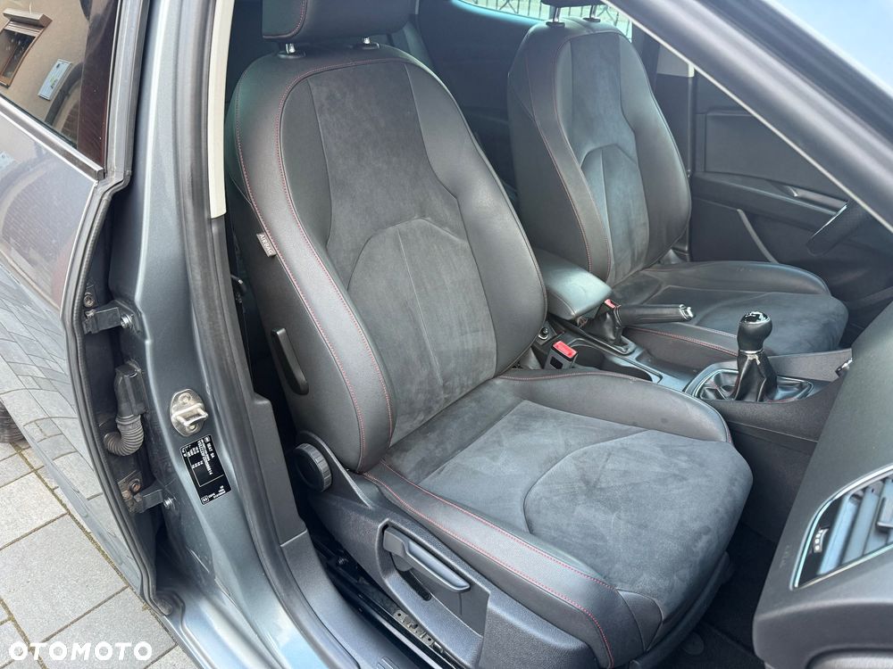 Seat Leon 2.0 TDI DPF FR Black Matt Edition - 18