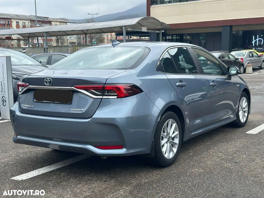 Toyota Corolla 1.8 HSD Dynamic - 3