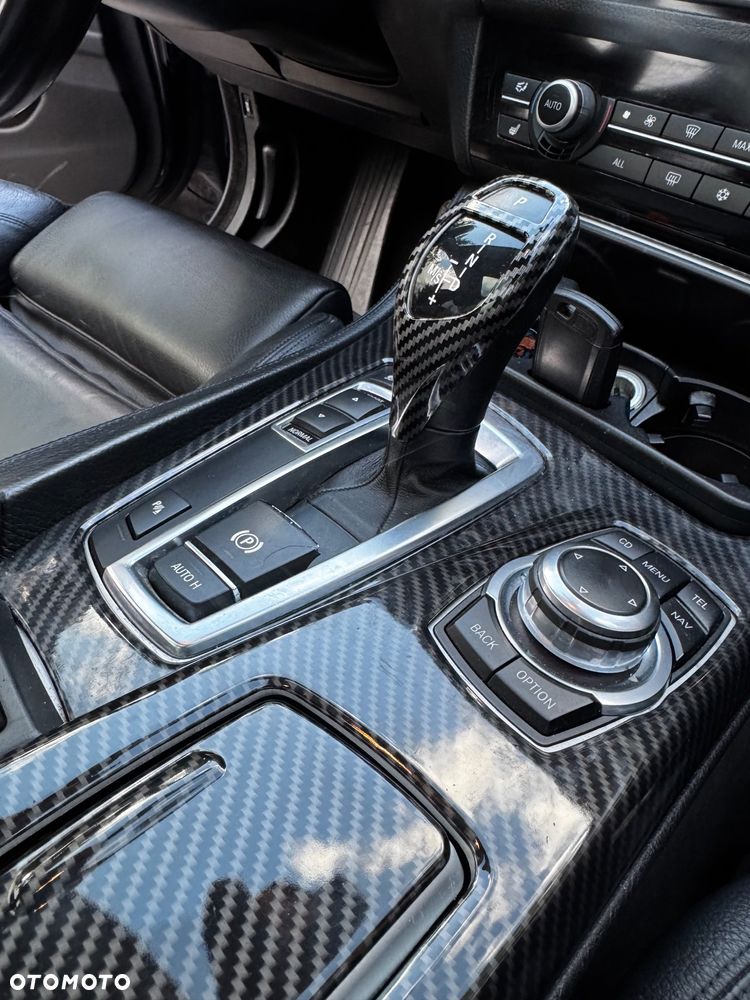 BMW Seria 5 535d - 24