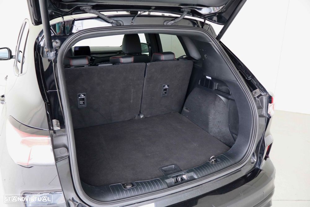 Ford Kuga 1.5 EcoBoost ST-Line X - 45