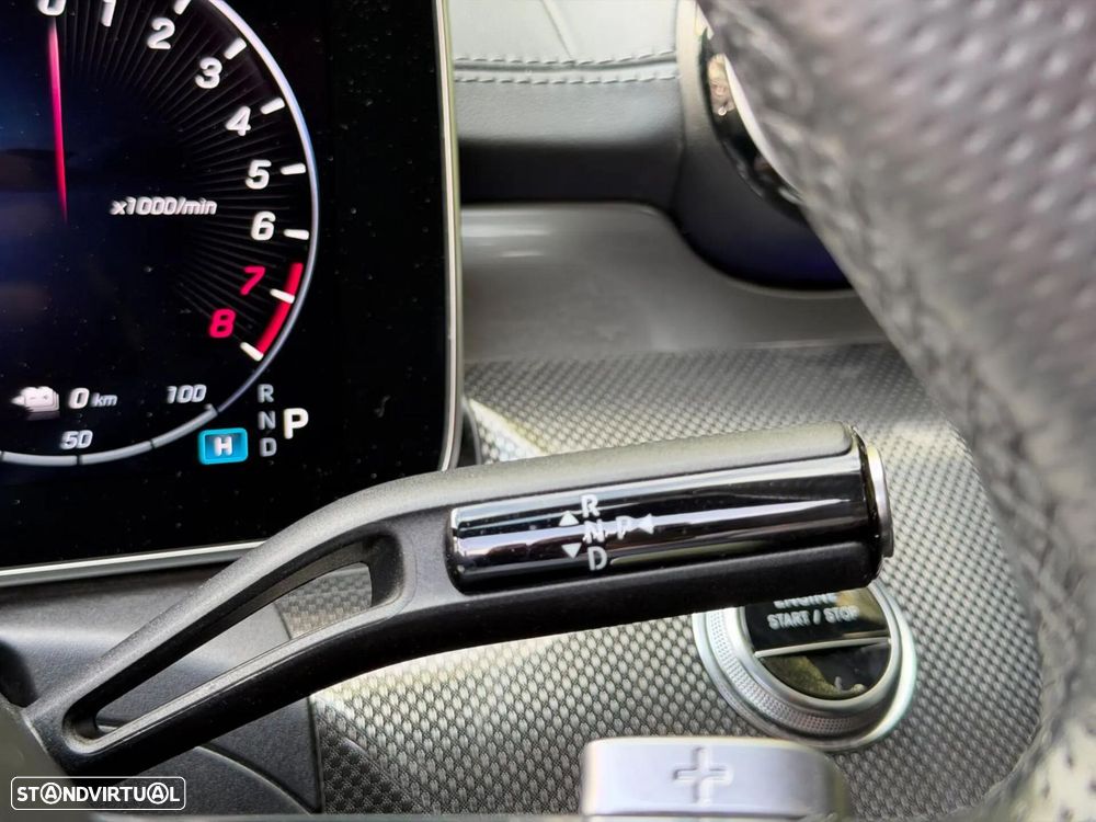Mercedes-Benz C 300 e AMG Line - 32
