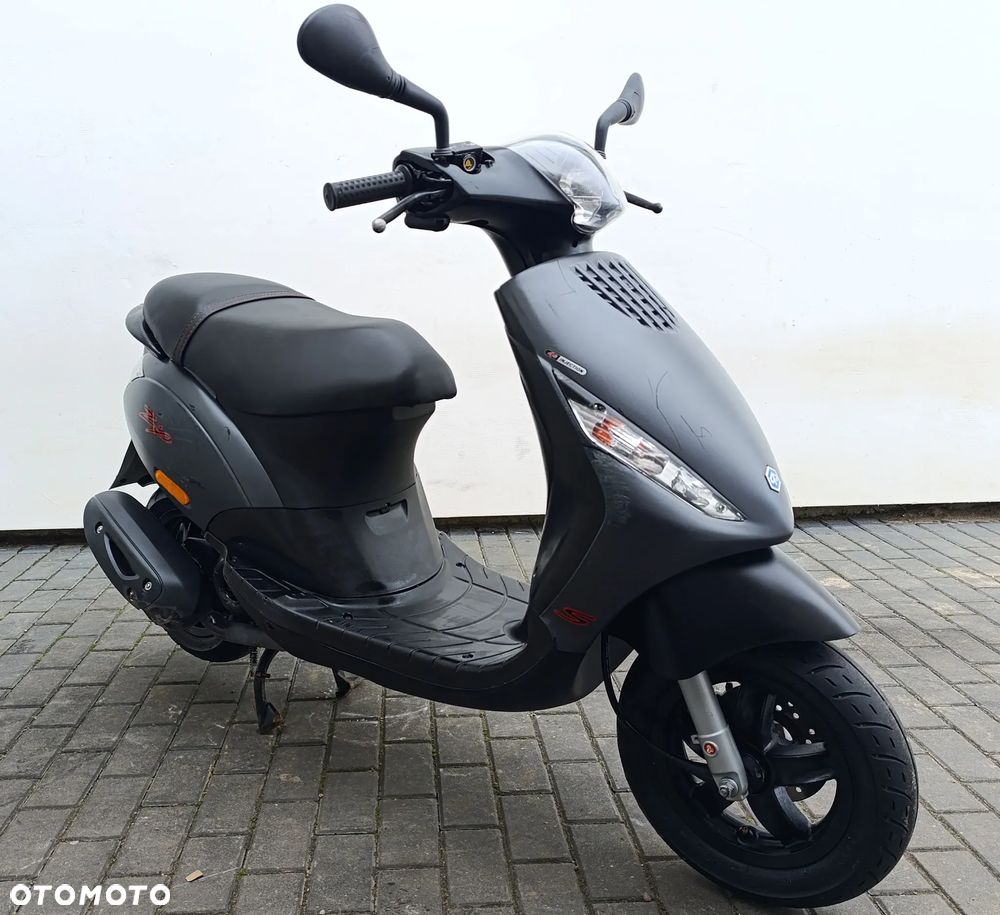 Piaggio ZIP - 8