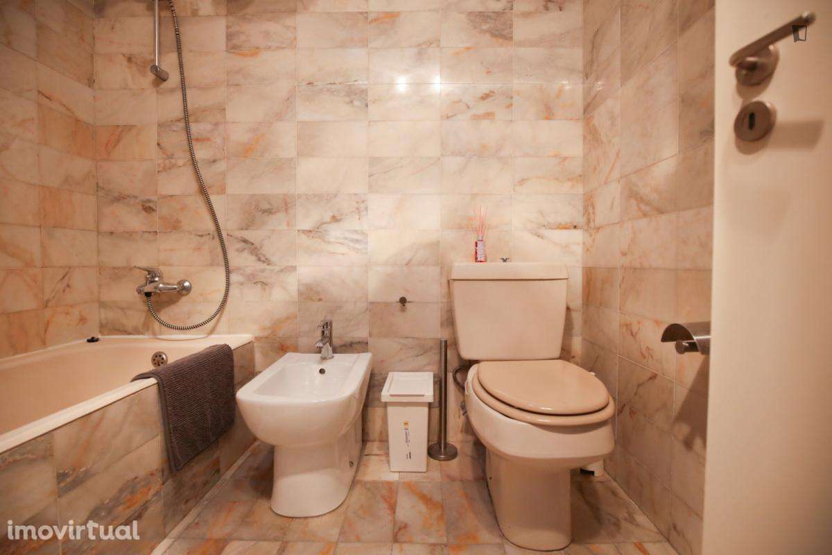 Quarto - localizado em Olaias Lisbon - Grande imagem: 3/46