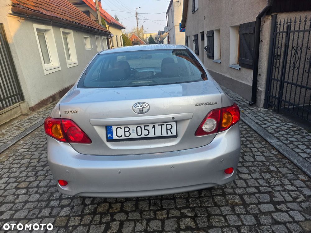 Toyota Corolla 1.6 2010 - 4