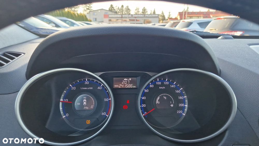 Hyundai ix35 1.7 CRDi Comfort 2WD - 18