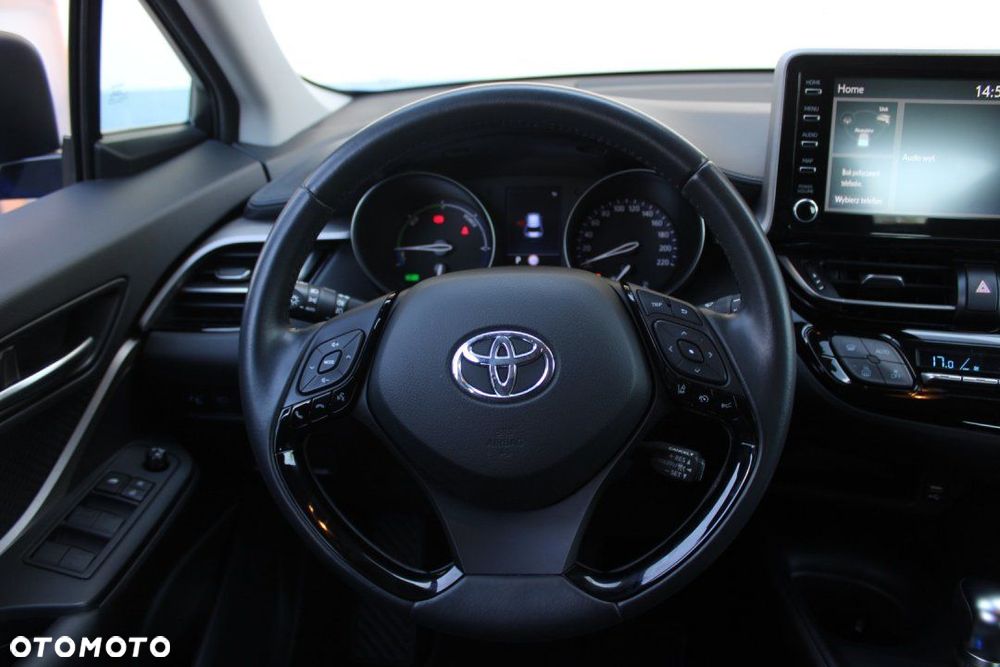 Toyota C-HR - 11