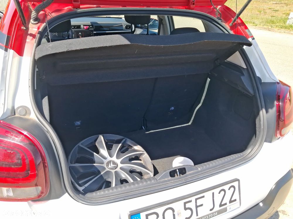 Citroën C3 1.2 PureTech Shine - 21