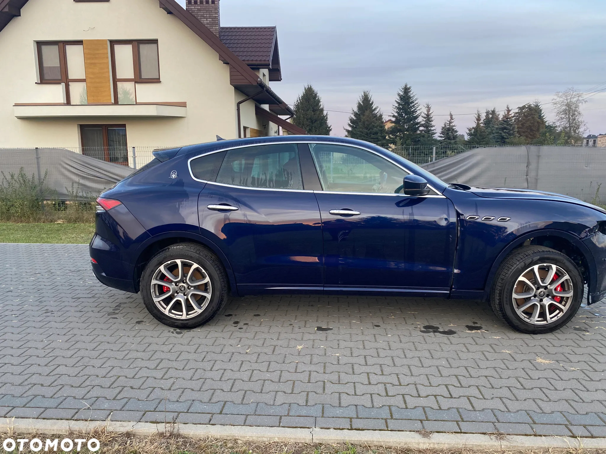 Maserati Levante - 4