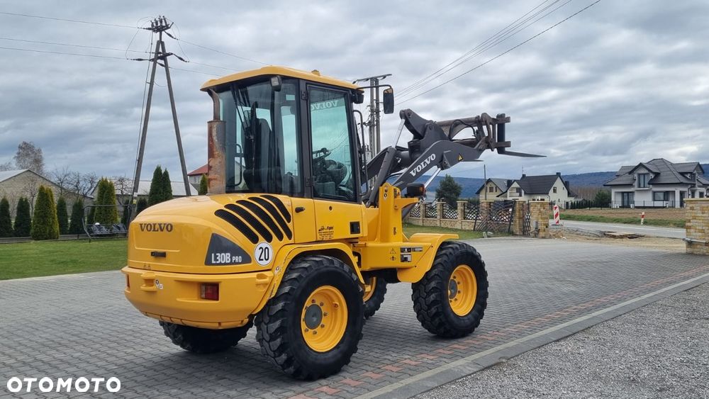 Volvo L30B/ Maszyna sprowadzona/ 6480H/ - 19