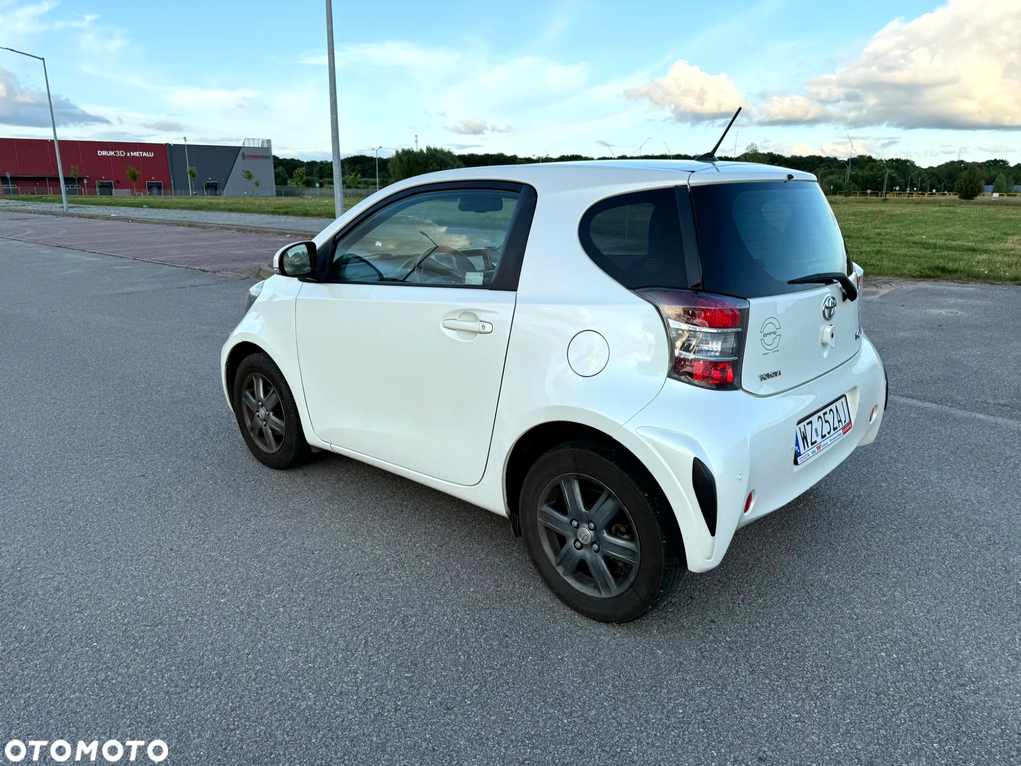 Toyota iQ 1.0 Sol - 6