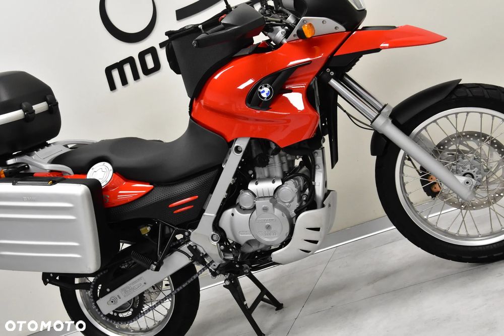 BMW F - 11
