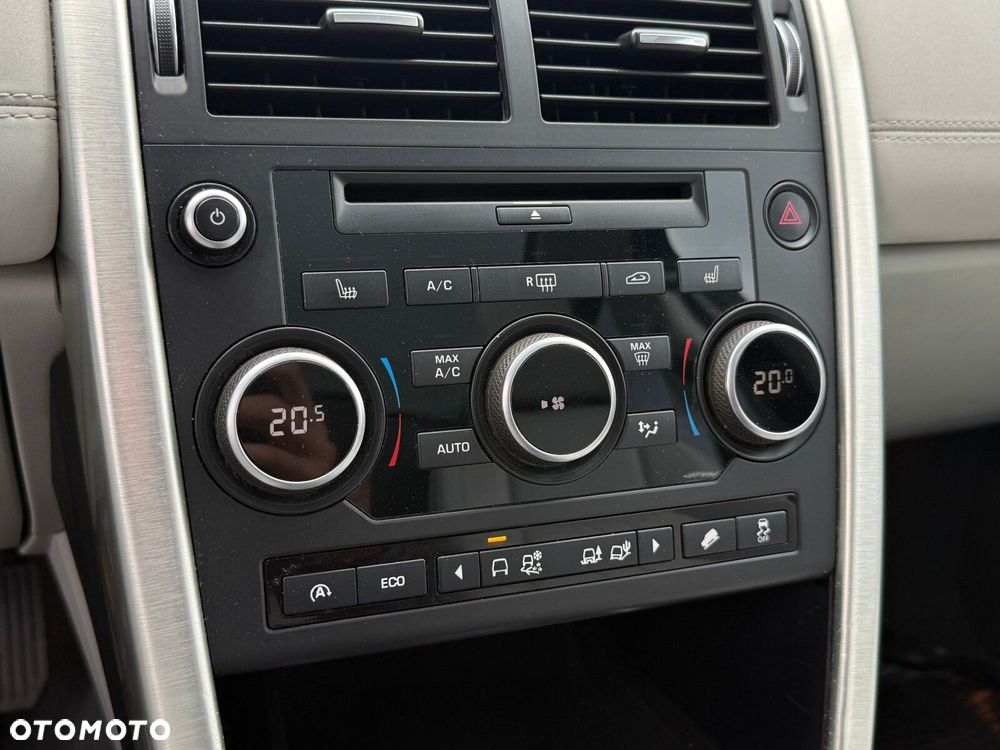 Land Rover Discovery Sport - 30