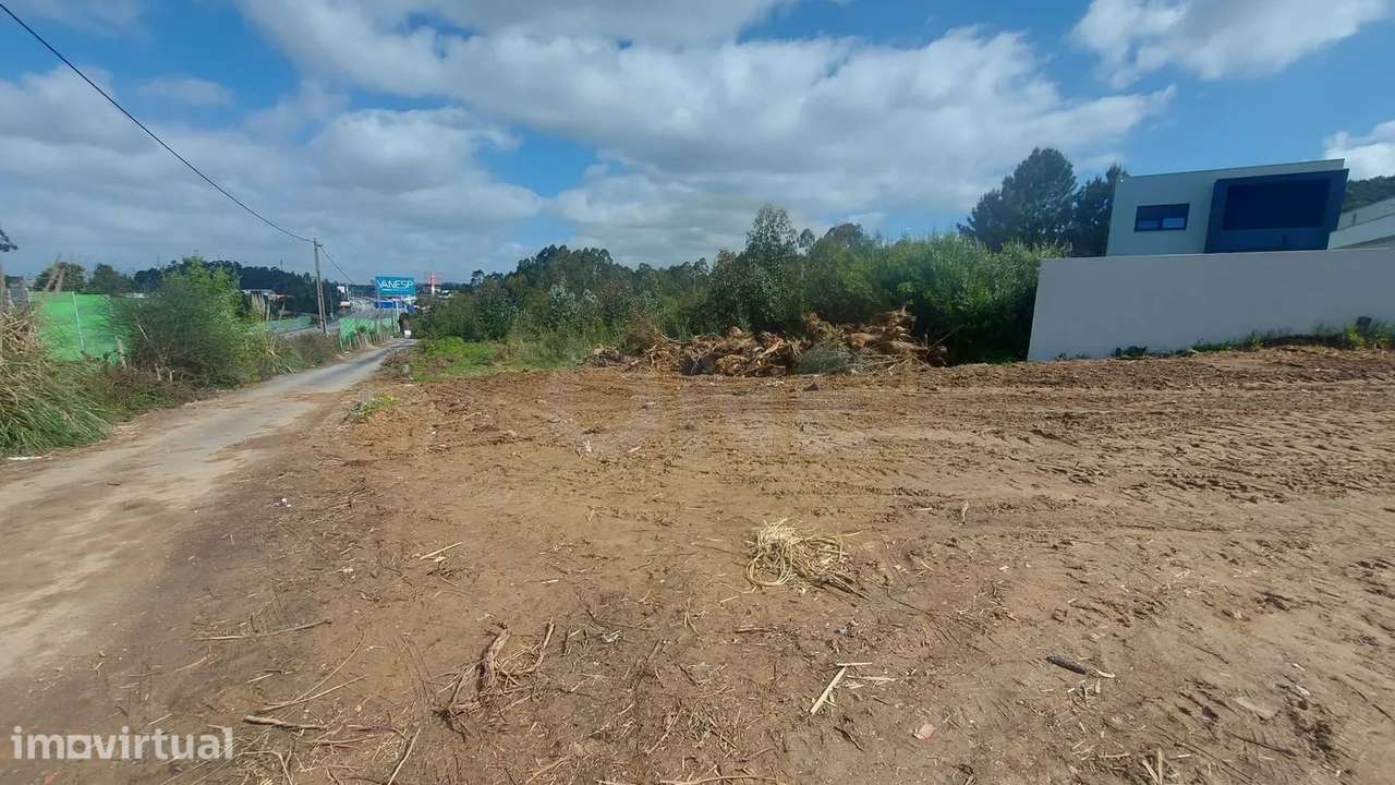 Terreno urbano à venda em Mozelos Santa Maria da Feira - Grande imagem: 3/6