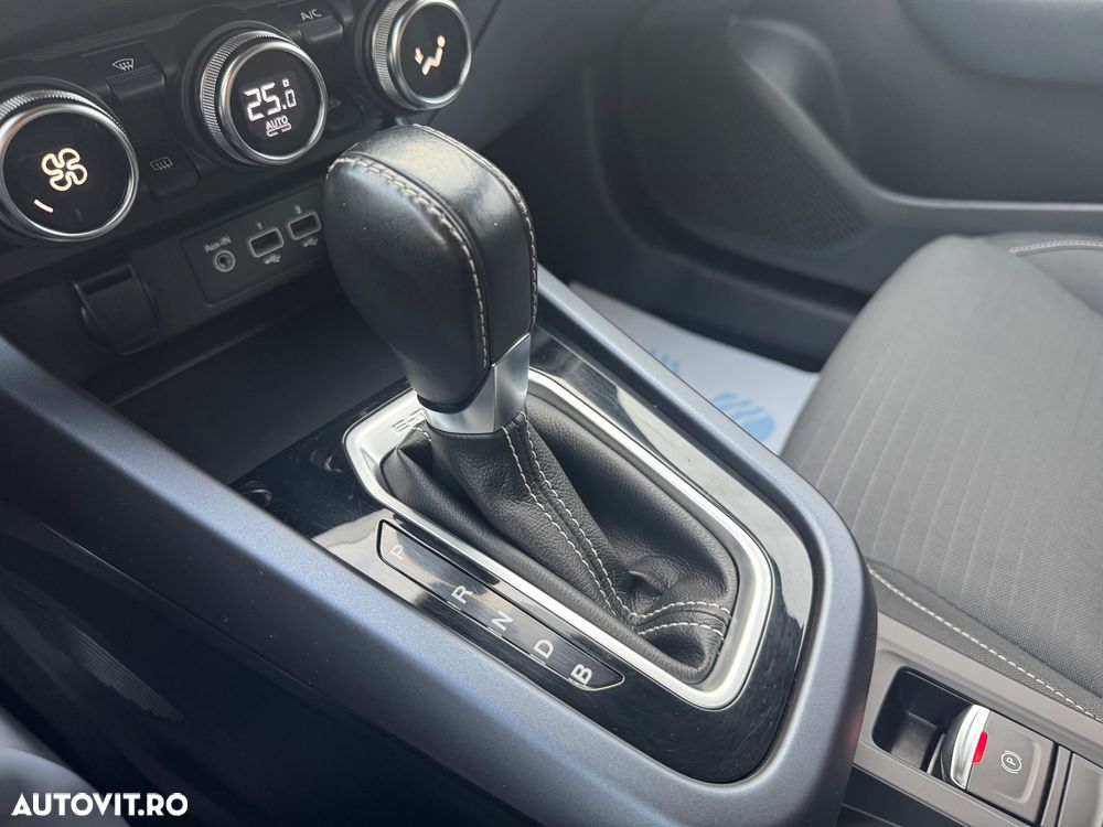 Renault Arkana E-TECH 145 Evolution - 18