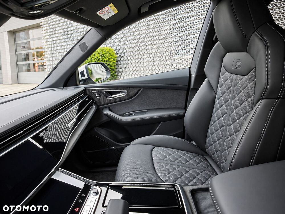 Audi Q8 - 22