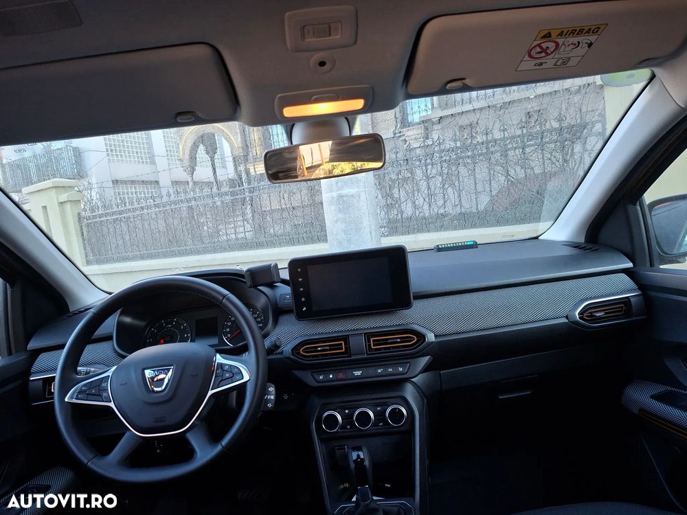 Dacia Sandero TCe 90 CVT Comfort - 3