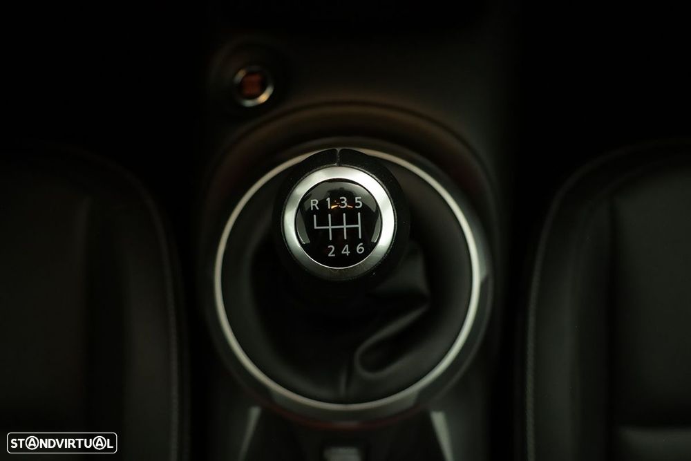 Nissan Juke 1.0 DIG-T Tekna - 13