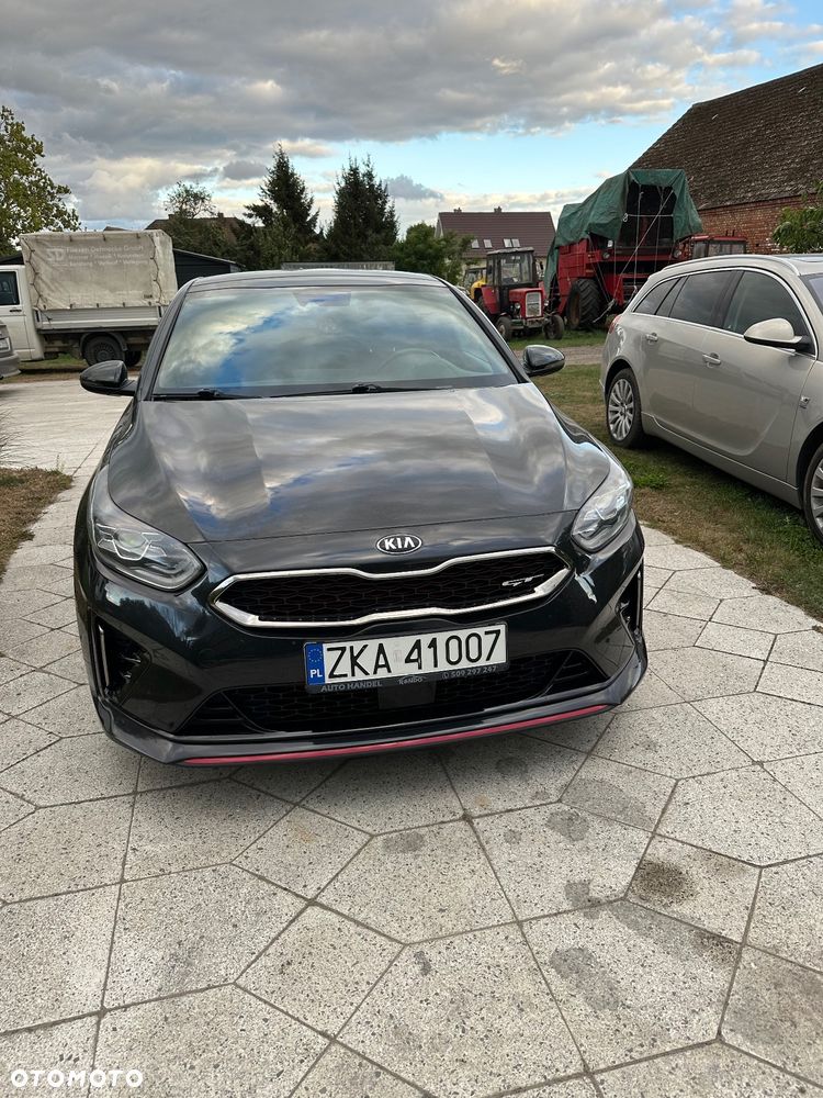 Kia ProCeed - 2