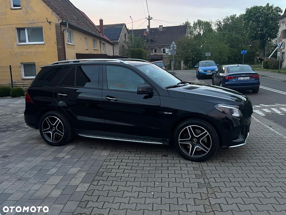 Mercedes-Benz GLE AMG 43 4Matic 9G-TRONIC AMG Line - 10