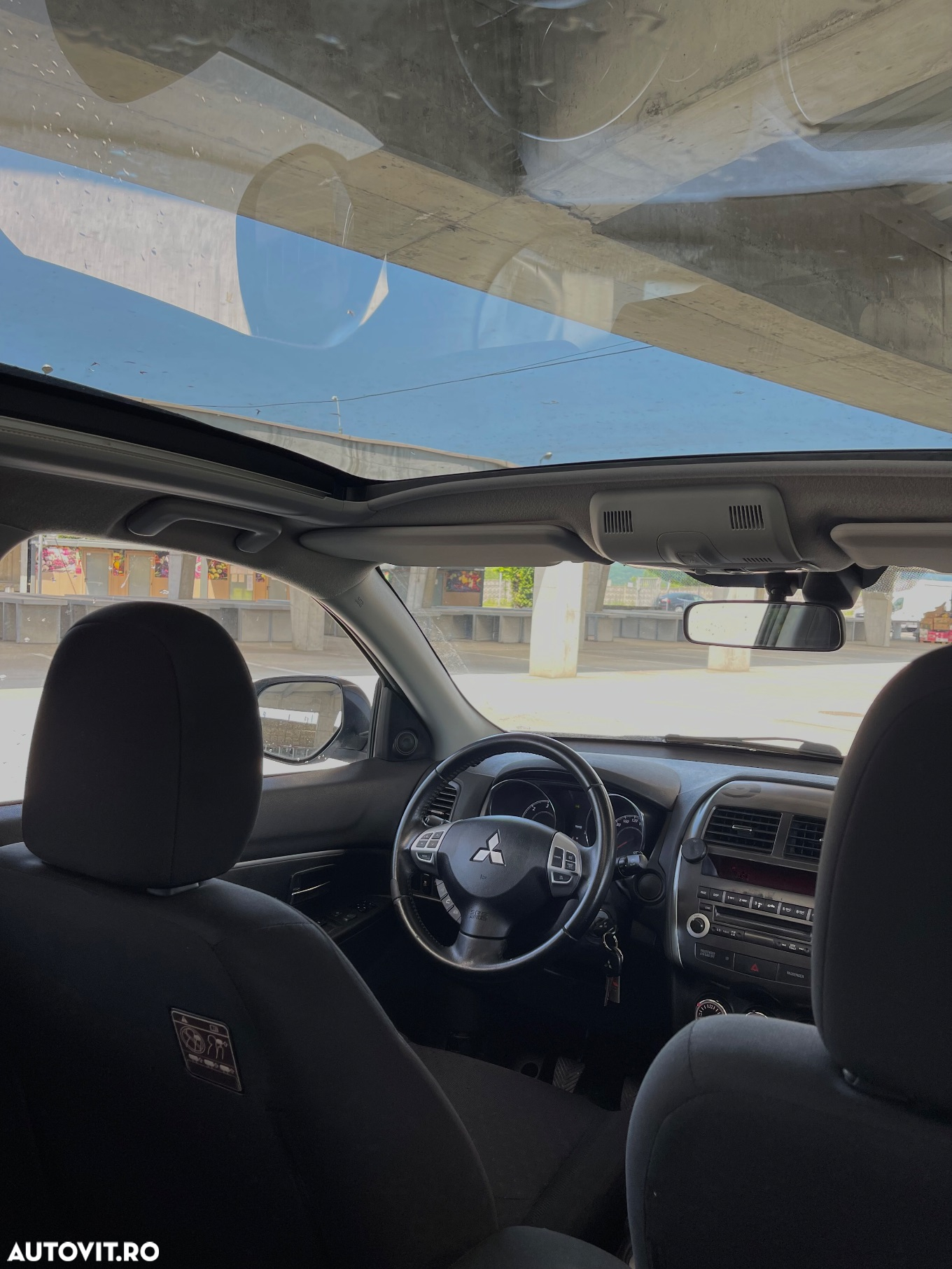 Mitsubishi ASX - 5