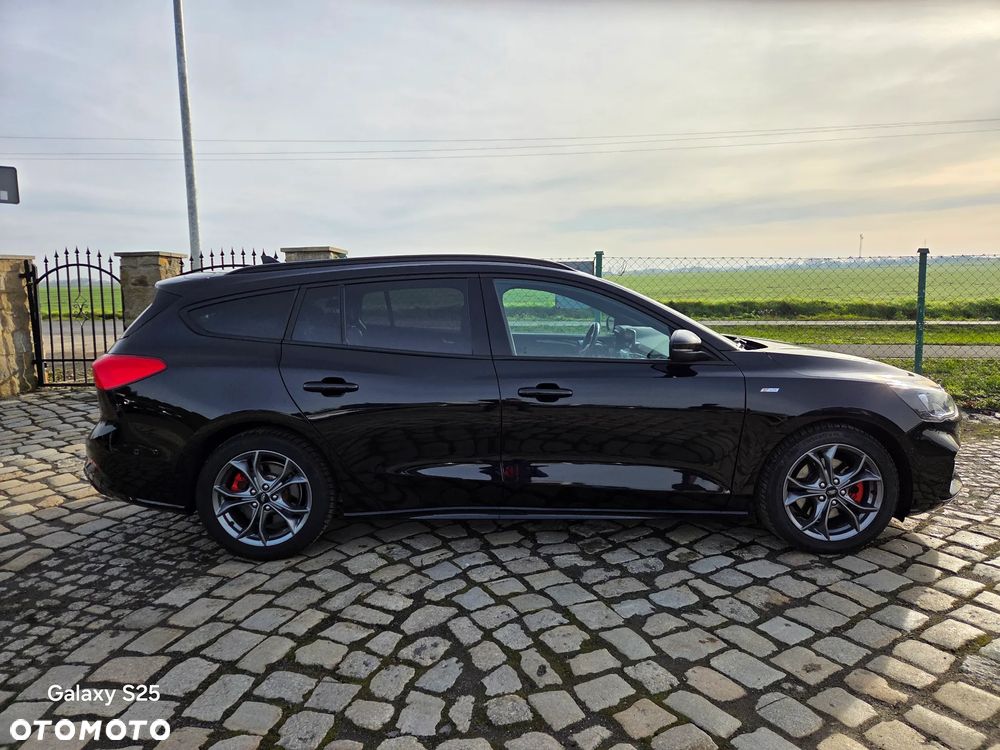 Ford Focus 1.0 EcoBoost Hybrid ST-LINE - 6