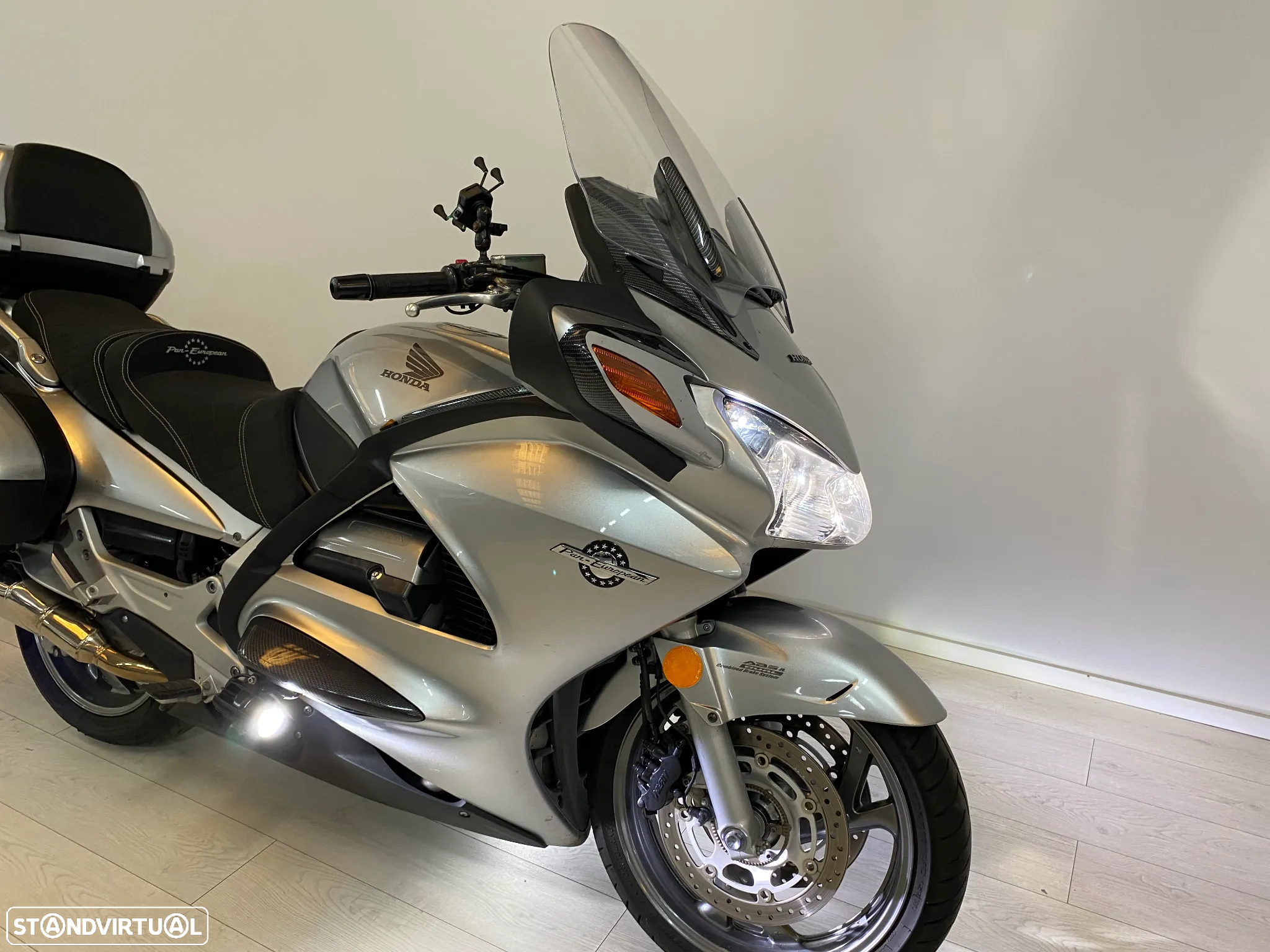 Honda Pan European ST 1300A - 4
