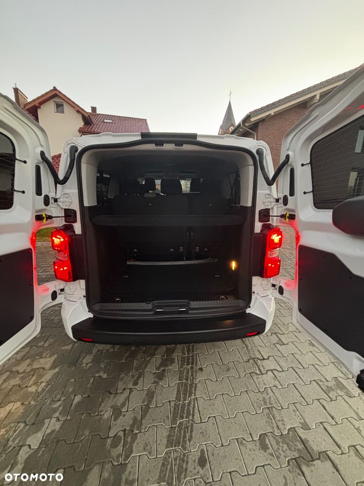 Toyota ProAce Kombi 2.0 D-4D Long 2,8t - 4