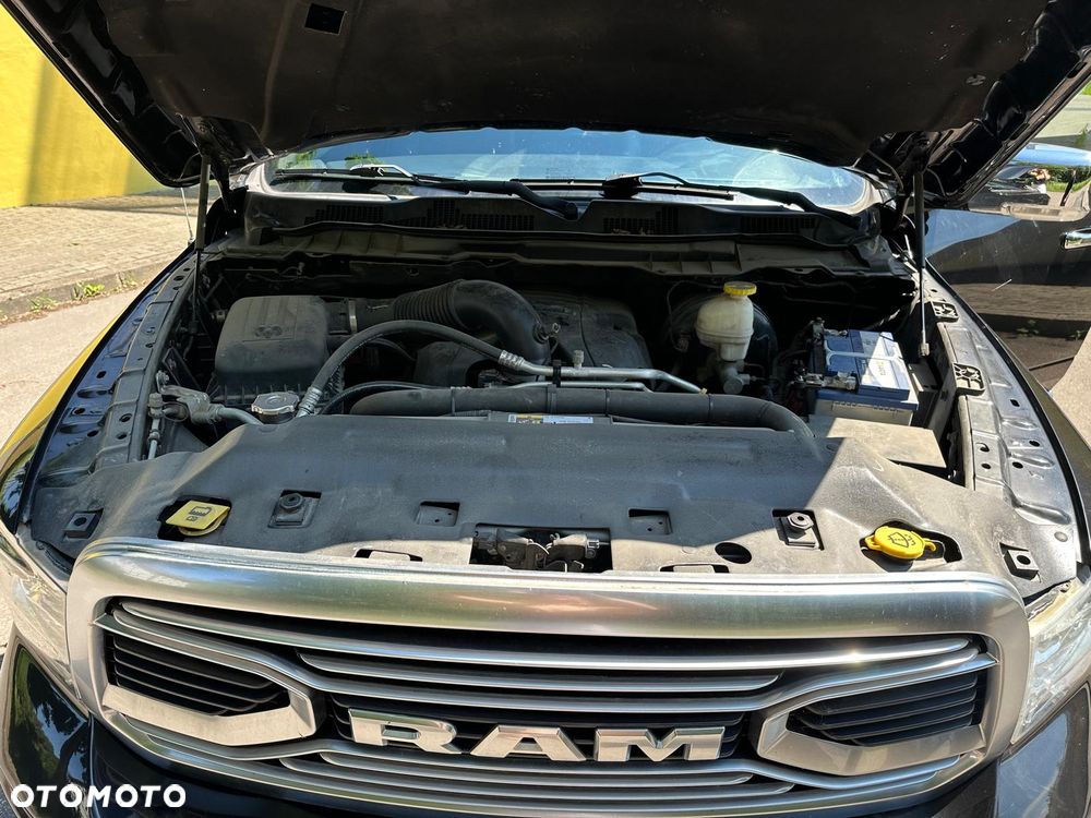 Dodge RAM 5.7 4x4 - 14