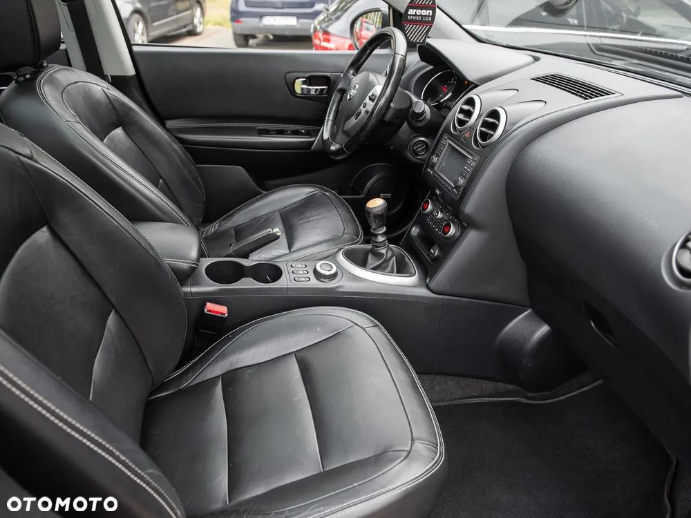 Nissan Qashqai+2 - 16