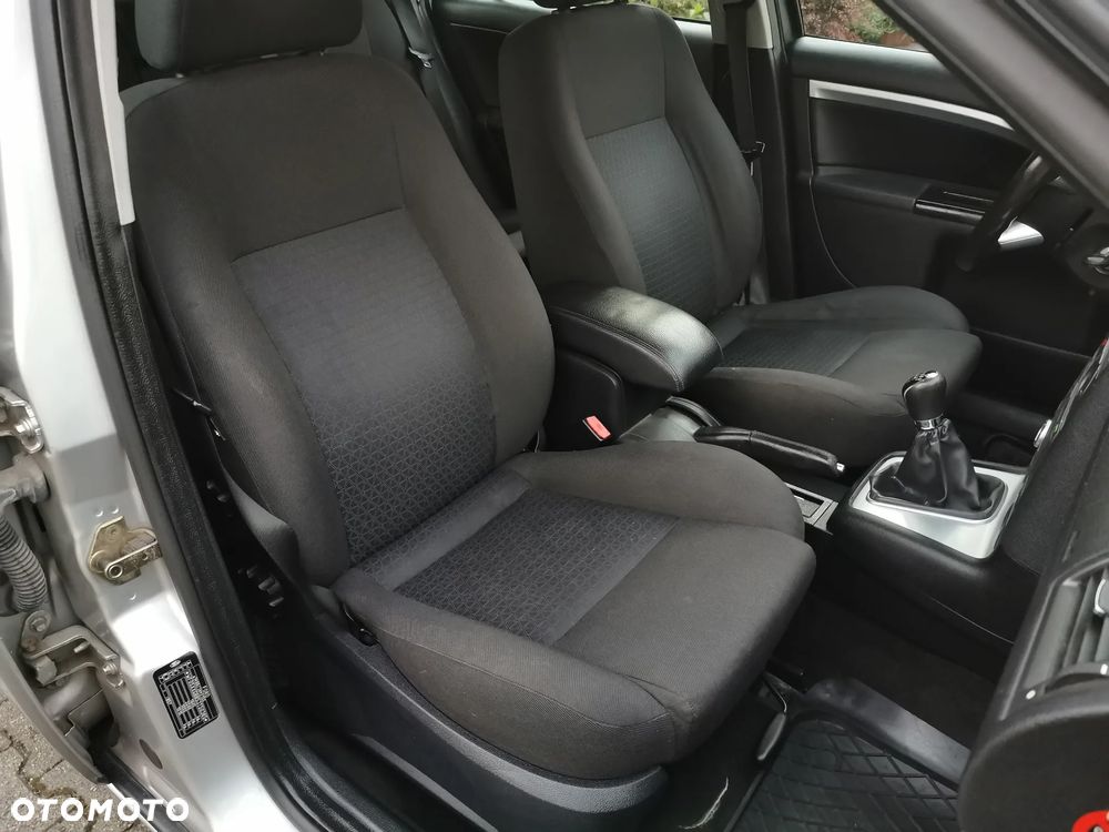 Ford Mondeo 1.8 Viva - 16