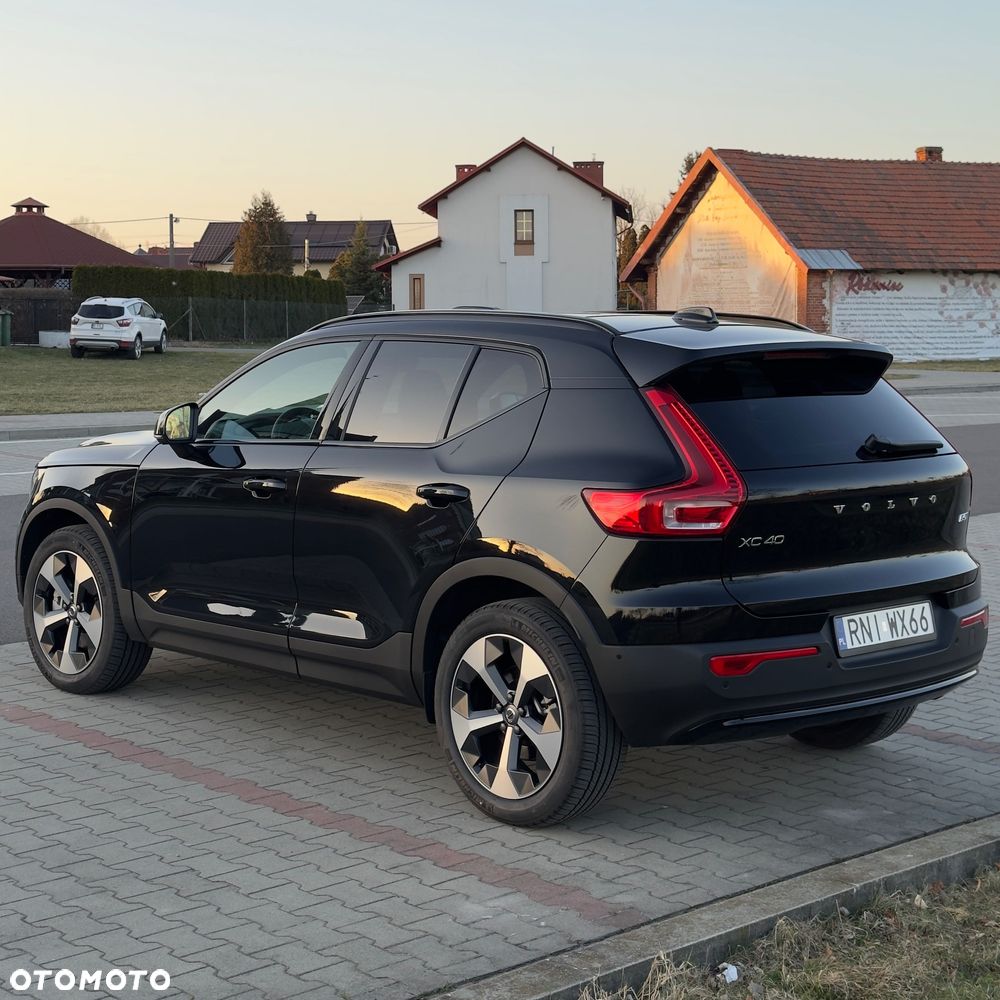 Volvo XC 40 - 3
