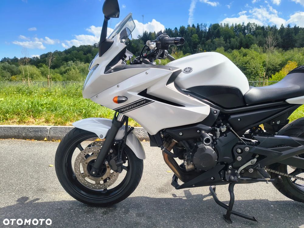 Yamaha XJ - 9