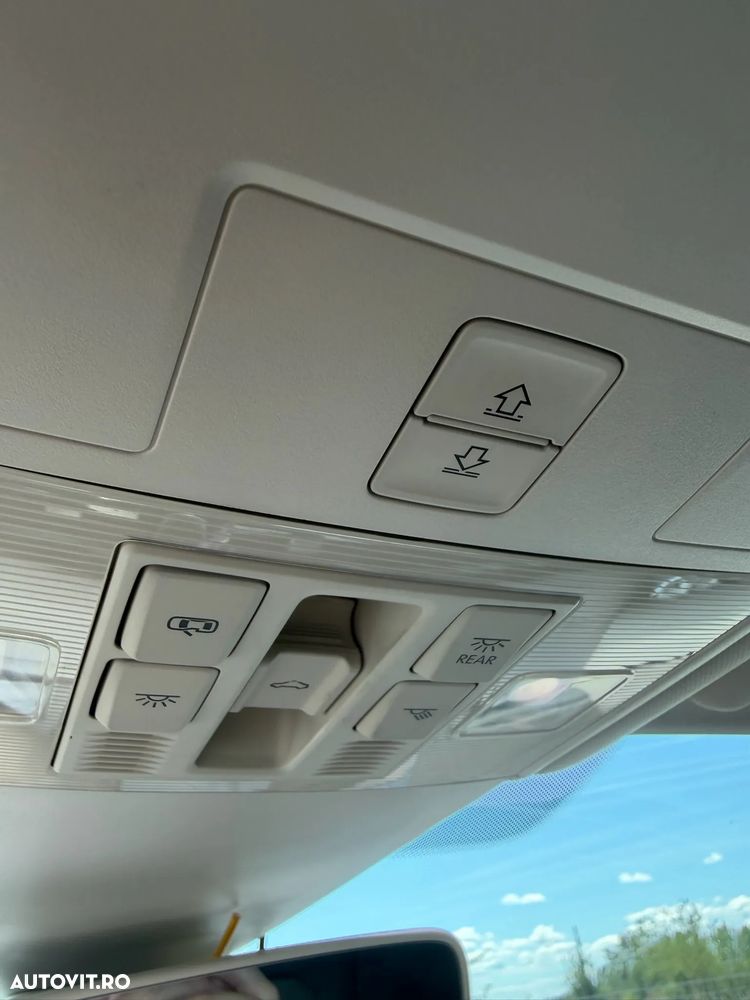 Volkswagen Passat - 16