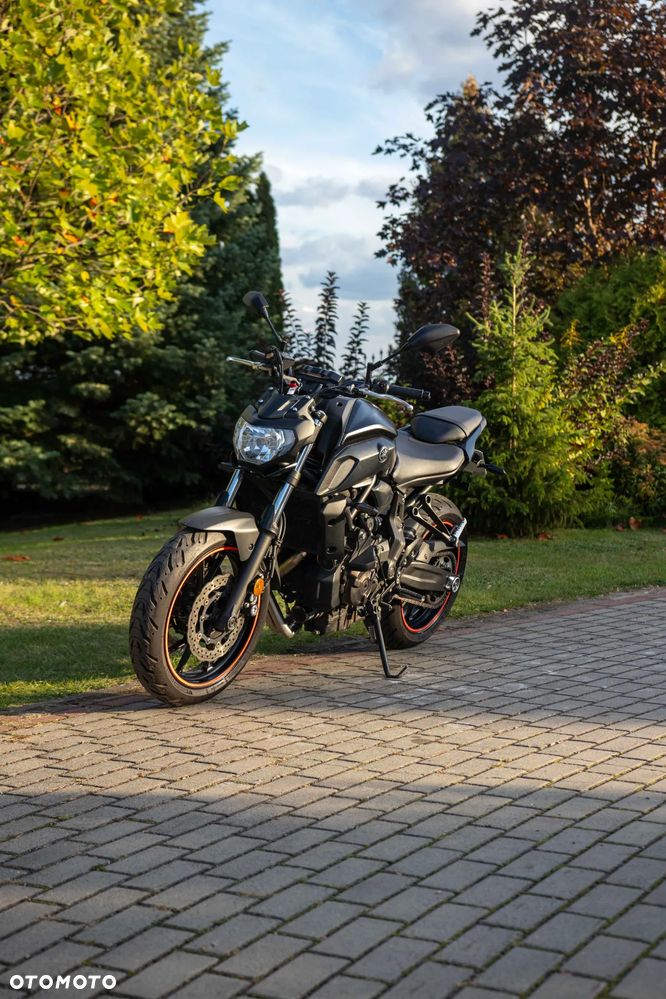 Yamaha MT - 3