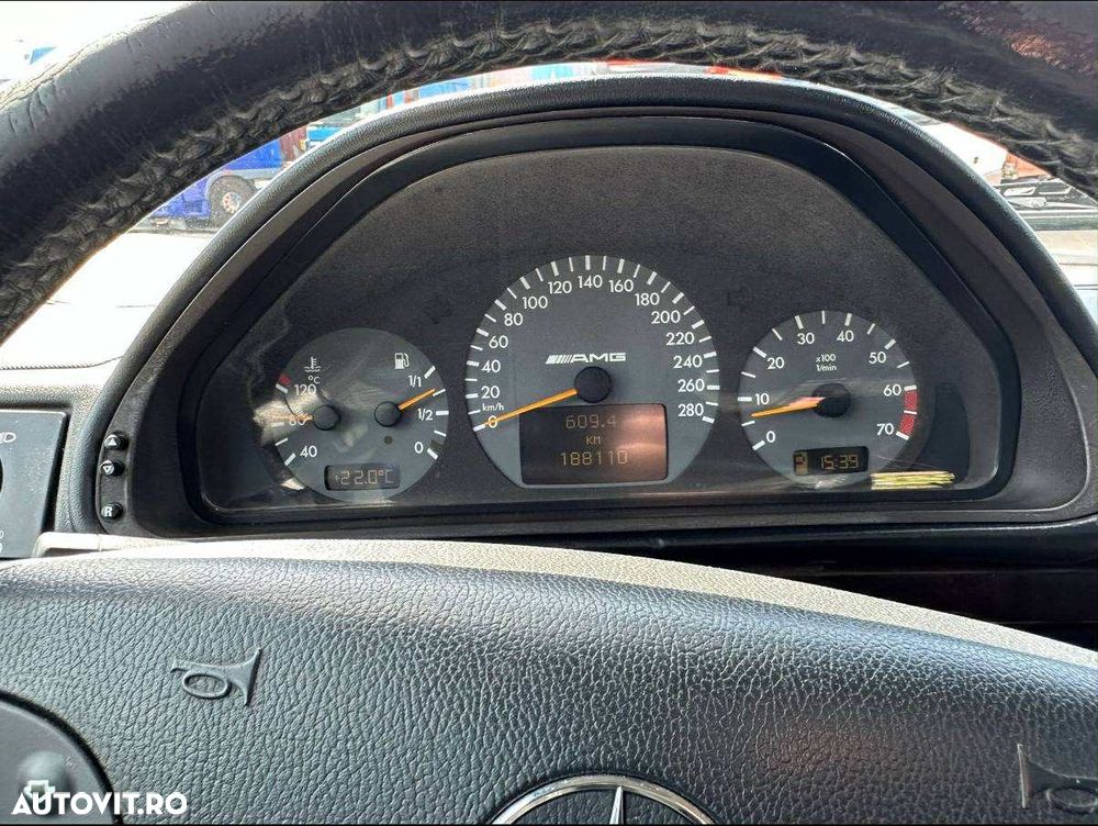 Mercedes-Benz G - 24