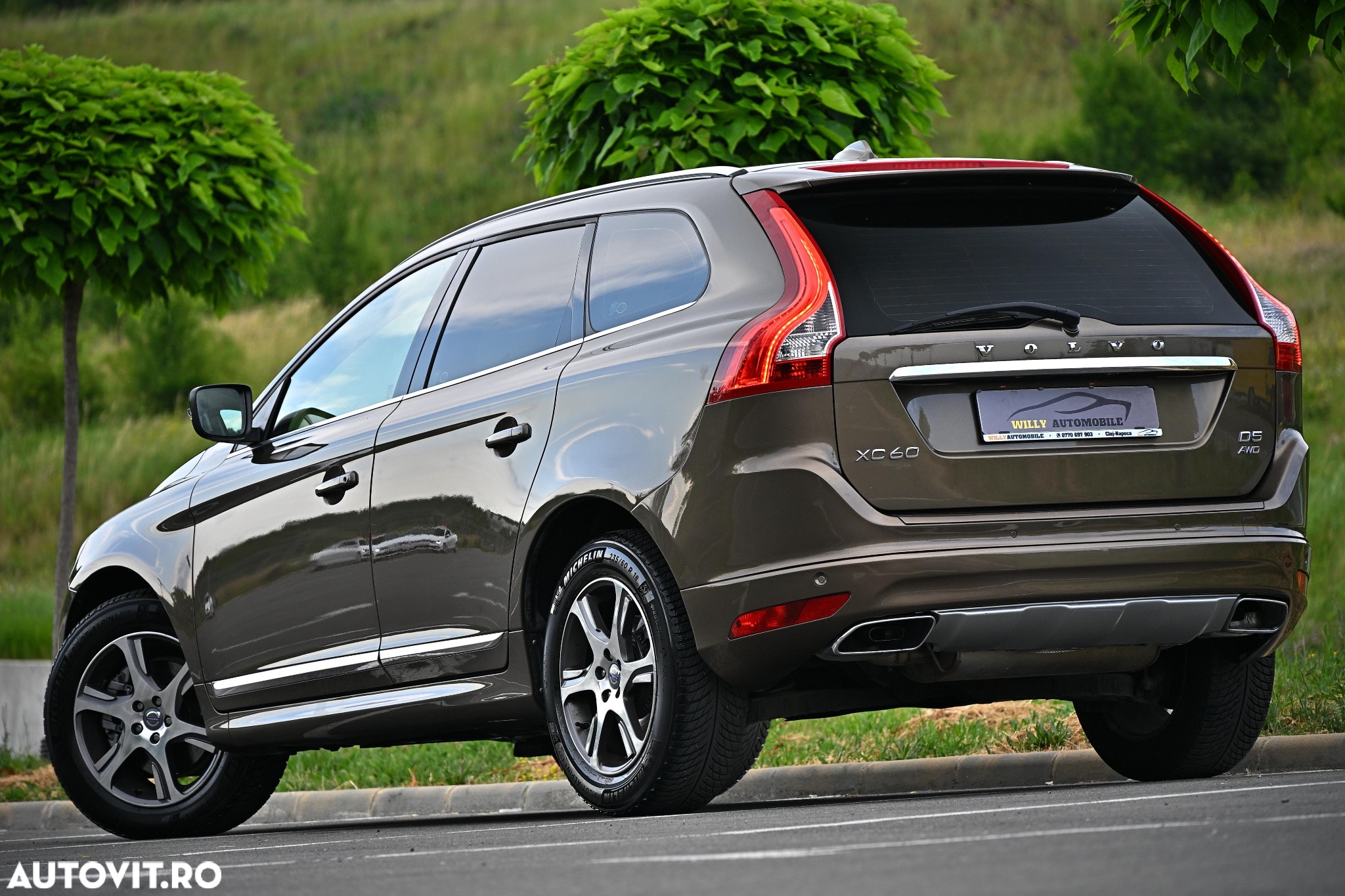 Volvo XC 60 D5 AWD Aut. Summum - 4