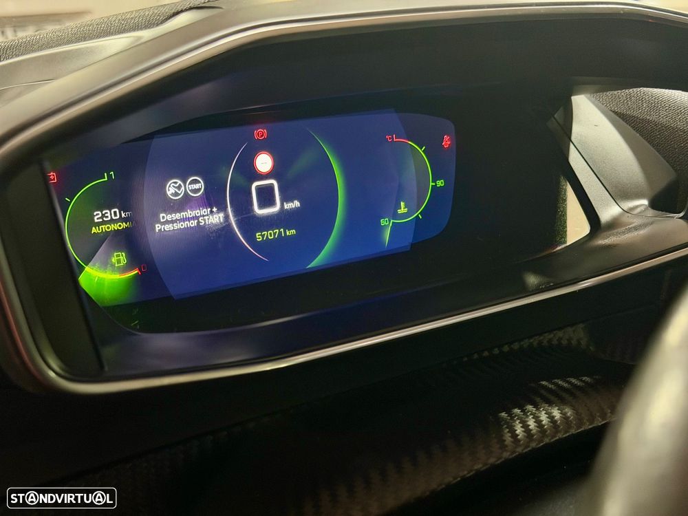 Peugeot 2008 ver-1-2-puretech-allure-pack - 16