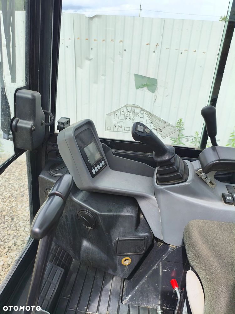 Yanmar SV 18 - 14